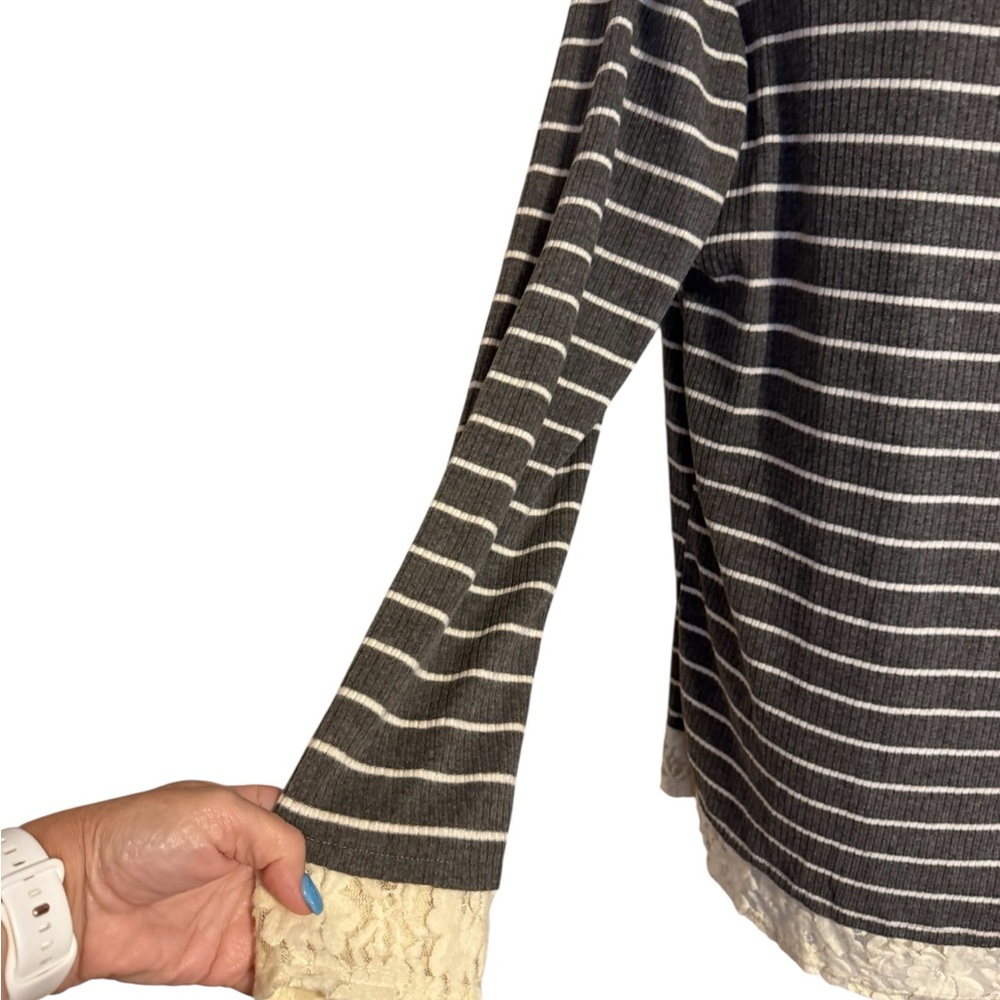 NWT NEUTRAL GRAY/CREAM  Cowl Neck Sweater LACE DETAIL  MEDIUM   #6 - Picture 5 of 11